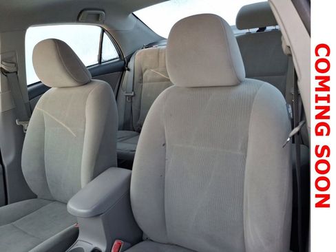 Used 2013 Toyota Corolla LE image 12