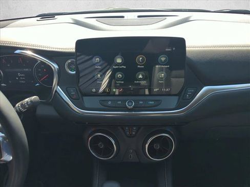 Used 2025 Chevrolet Blazer LT w/ Midnight/Sport Edition image 12