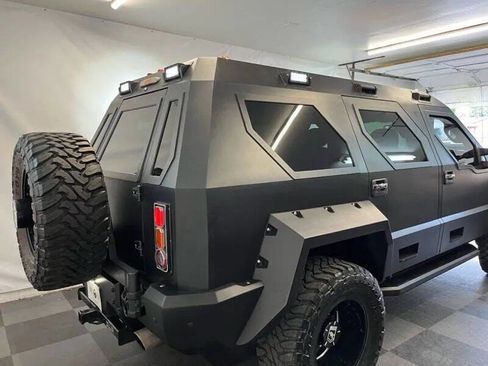 Used 2016 Ford F450 XLT w/ XLT Interior Package image 5