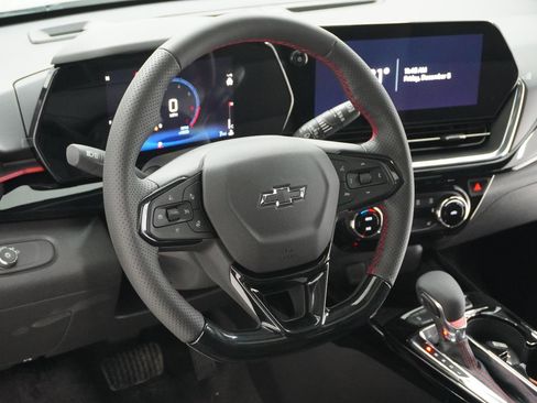 New 2026 Chevrolet Trax RS w/ Sunroof Package image 17