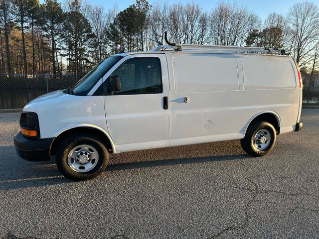 Used 2015 Chevrolet Express 2500 RWD image 9