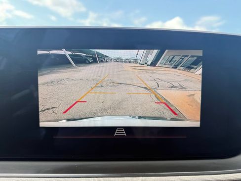 Used 2024 Buick Envista Avenir FWD image 12