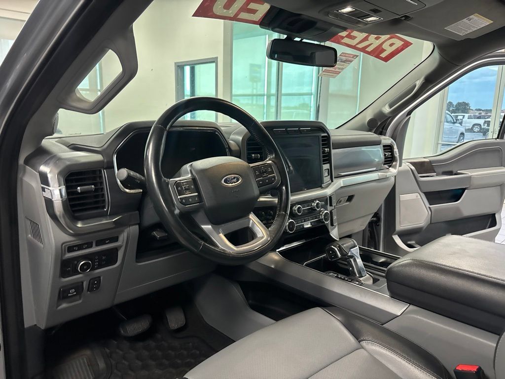 Used 2023 Ford F150 Lariat w/ Max Trailer Tow Package AWD/4WD image 18