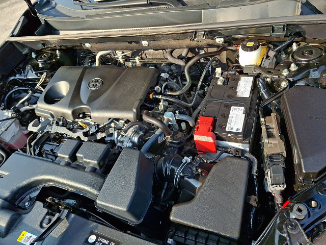 Used 2025 Toyota RAV4 XLE FWD image 28