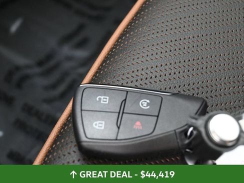 Used 2025 GMC Canyon AT4 w/ Nightfall Edition AWD/4WD image 30