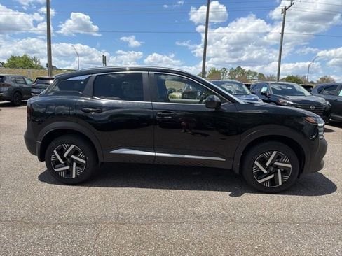 New 2026 Nissan Kicks SV FWD image 2
