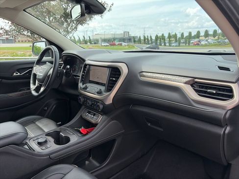 Used 2023 GMC Acadia Denali AWD/4WD image 33