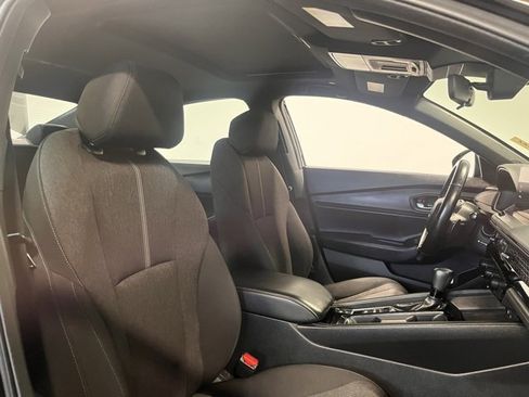 Used 2024 Honda Accord Sport image 10