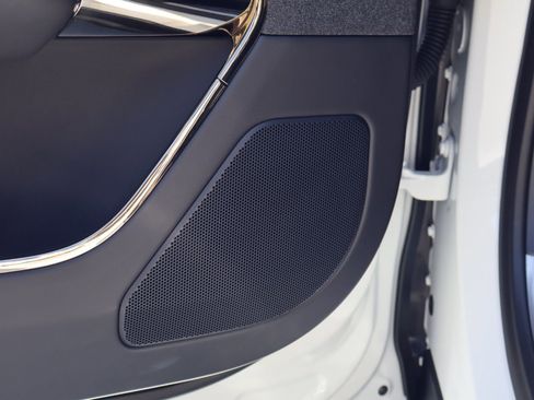 Used 2025 Land Rover Range Rover Sport Dynamic SE AWD/4WD image 14