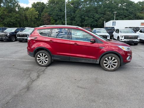 Used 2017 Ford Escape Titanium w/ Equipment Group 301A AWD/4WD image 39