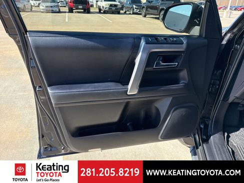 Used 2022 Toyota 4Runner Trail Special Edition image 10