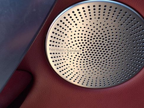 Used 2018 Kia Stinger GT2 image 32