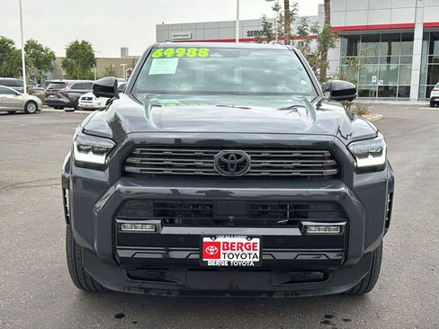 Used 2026 Toyota 4Runner Platinum AWD/4WD image 2