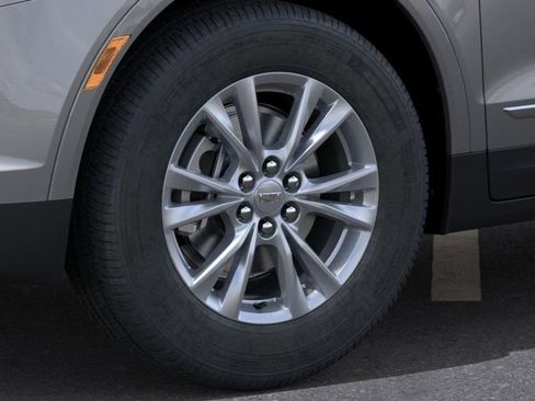 New 2026 Cadillac XT5 Luxury FWD image 9