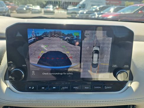 Certified 2023 Nissan Rogue SL w/ SL Premium Package image 16