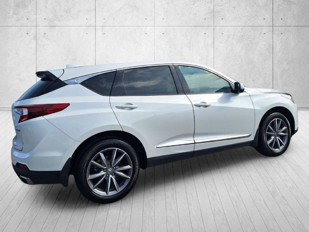 Used 2023 Acura RDX w/ Technology Package FWD image 5