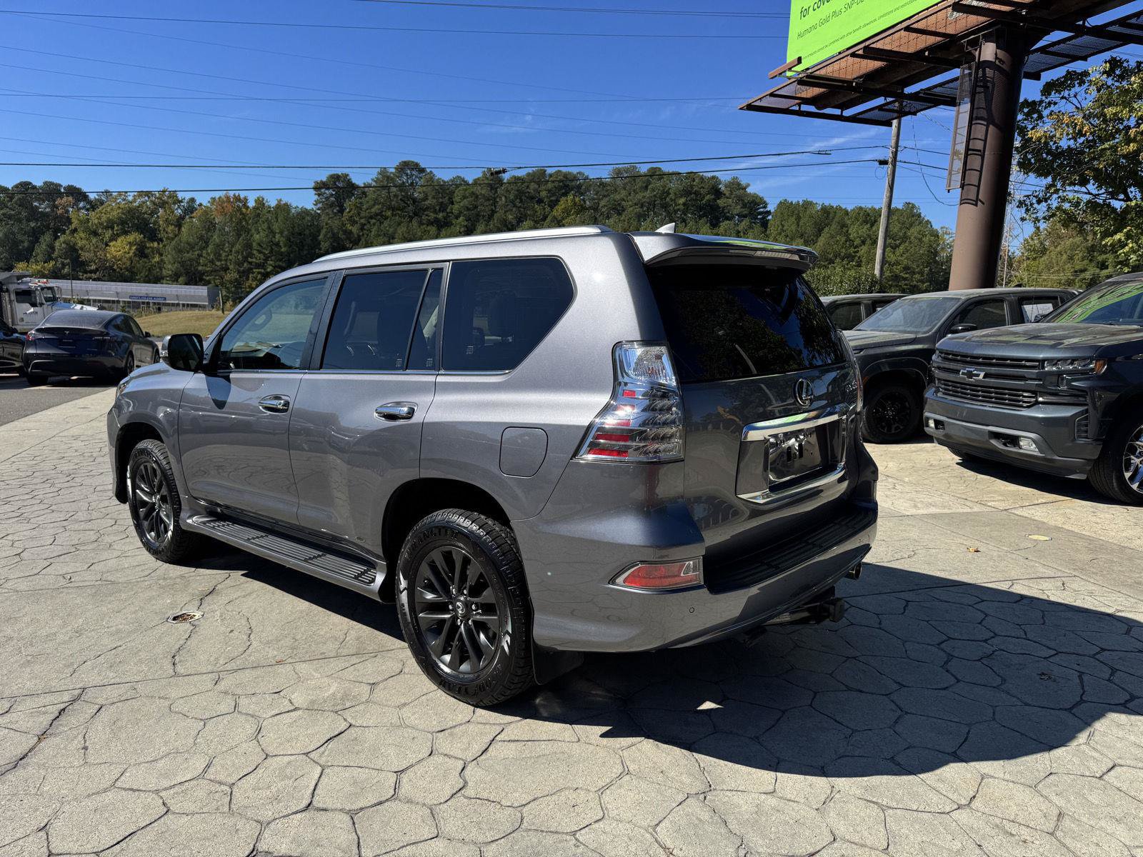 Used 2020 Lexus GX 460 Premium w/ Premium Package AWD/4WD image 13