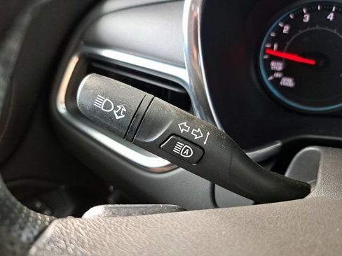 Used 2022 Chevrolet Equinox LT FWD image 21