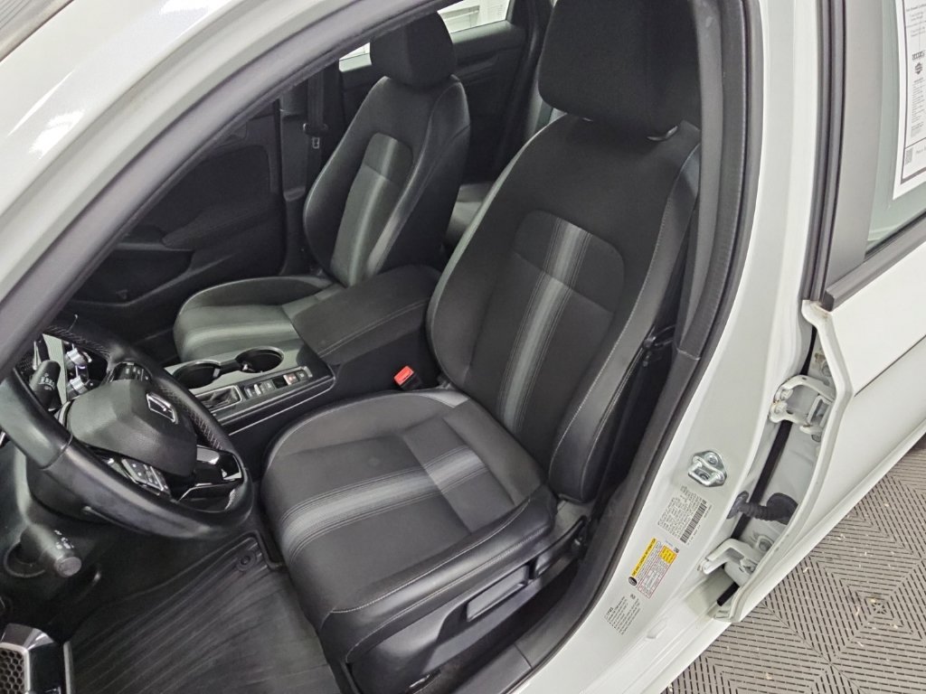 Used 2023 Honda Civic Sport image 25