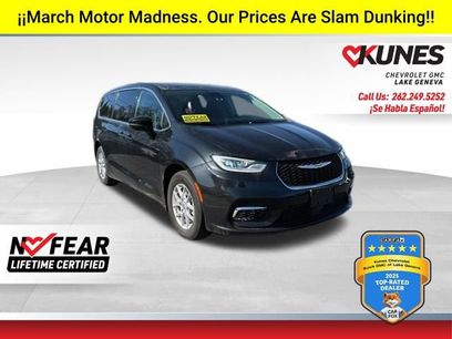 Used 2024 Chrysler Pacifica Touring-L