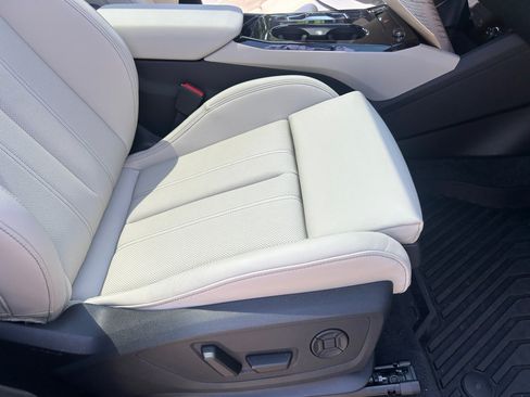 Used 2025 Audi Q6 e-tron Prestige w/ Beige Warm Weather Package AWD/4WD image 28