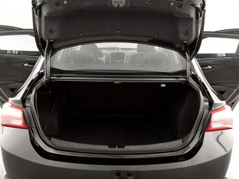 Used 2022 Chevrolet Malibu LT image 25