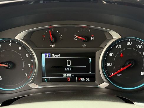 Used 2019 Chevrolet Traverse LT image 25