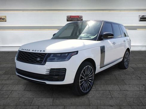Used 2019 Land Rover Range Rover Autobiography image 3