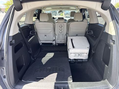 Certified 2025 Honda Odyssey EX-L image 10