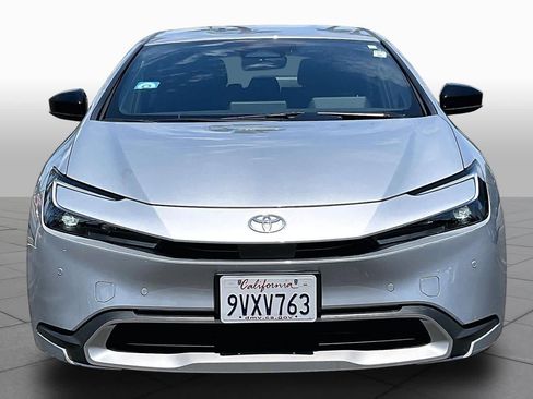 Used 2026 Toyota Prius Plug-In Hybrid FWD image 3