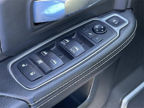 Used 2019 RAM 2500 Laramie image 28