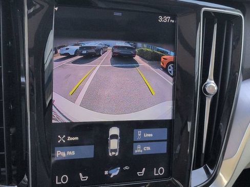 Used 2019 Volvo S60 T5 Momentum w/ Premium Package FWD image 20