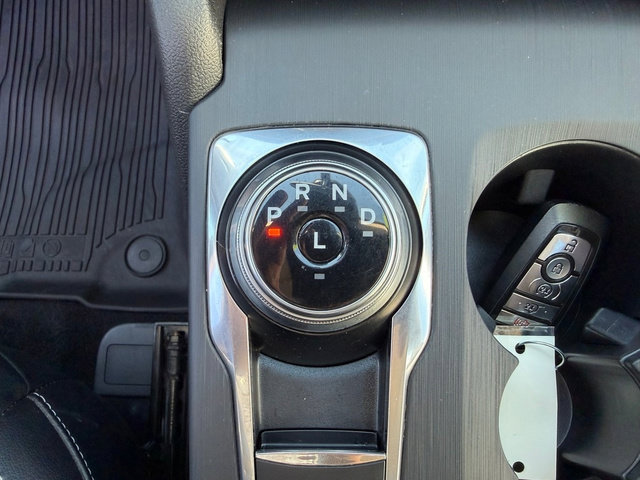 Used 2020 Ford Escape SEL AWD/4WD image 24
