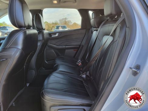 Certified 2025 Ford Escape SE w/ PHEV Premium Package image 16