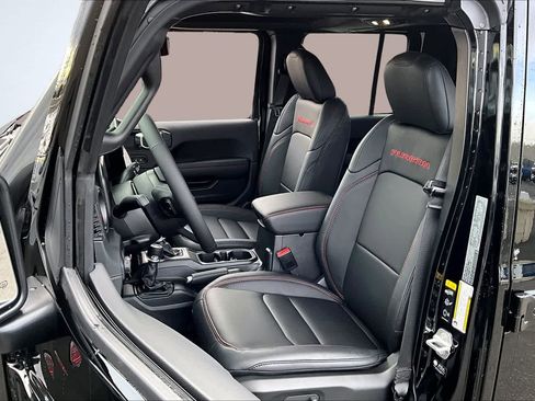 New 2026 Jeep Gladiator Rubicon AWD/4WD image 11