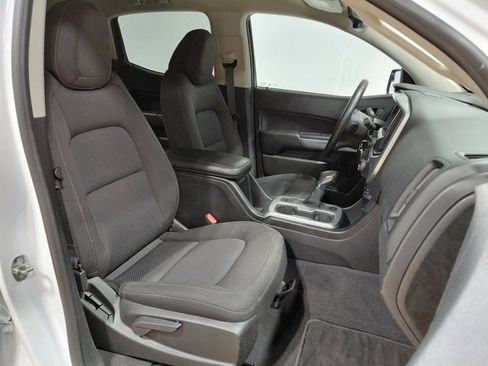 Certified 2022 Chevrolet Colorado LT w/ LT Convenience Package image 21