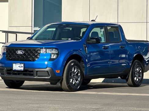 New 2026 Ford Maverick XLT w/ XLT Luxury Package image 7