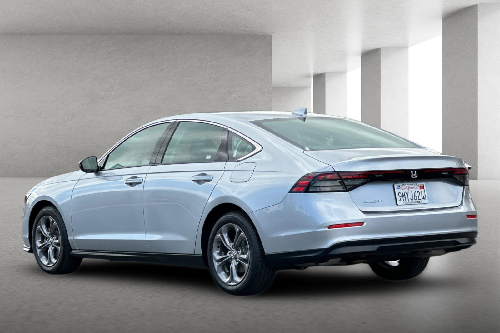 Certified 2024 Honda Accord EX image 6