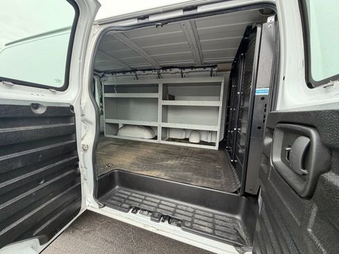 Used 2020 Chevrolet Express 2500 w/ Driver Convenience Package image 23