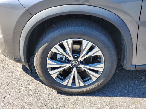 Used 2021 Nissan Rogue SV image 10