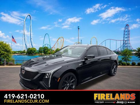 Used 2026 Cadillac CT5 V w/ Technology Package AWD/4WD image 1
