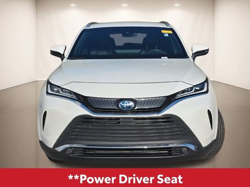 Used 2021 Toyota Venza XLE w/ Softex Package image 13