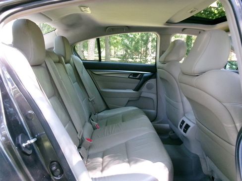 Used 2010 Acura TL w/ Technology Package FWD image 20