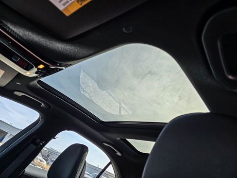 New 2026 Mercedes-Benz C 43 AMG 4MATIC Sedan image 32