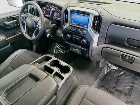 Used 2020 Chevrolet Silverado 1500 LT RWD image 11