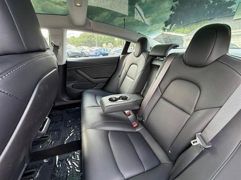 Used 2018 Tesla Model 3 Long Range RWD image 13