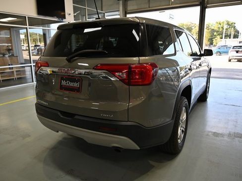 Used 2019 GMC Acadia SLE image 5