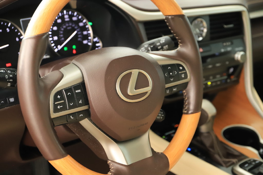Used 2018 Lexus RX 350 AWD w/ Premium Package image 16