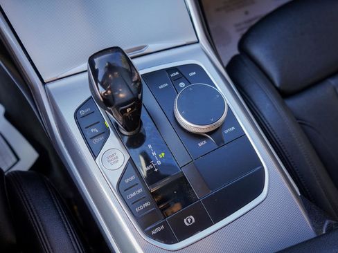 Used 2019 BMW 330i Sedan w/ Driving Assistance Package image 13