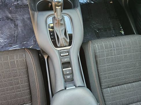 Used 2024 Honda HR-V Sport image 27